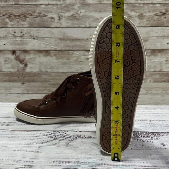 NWOB Cat & Jack Boys Florian Sneakers- size 3 - Picture 9 of 9